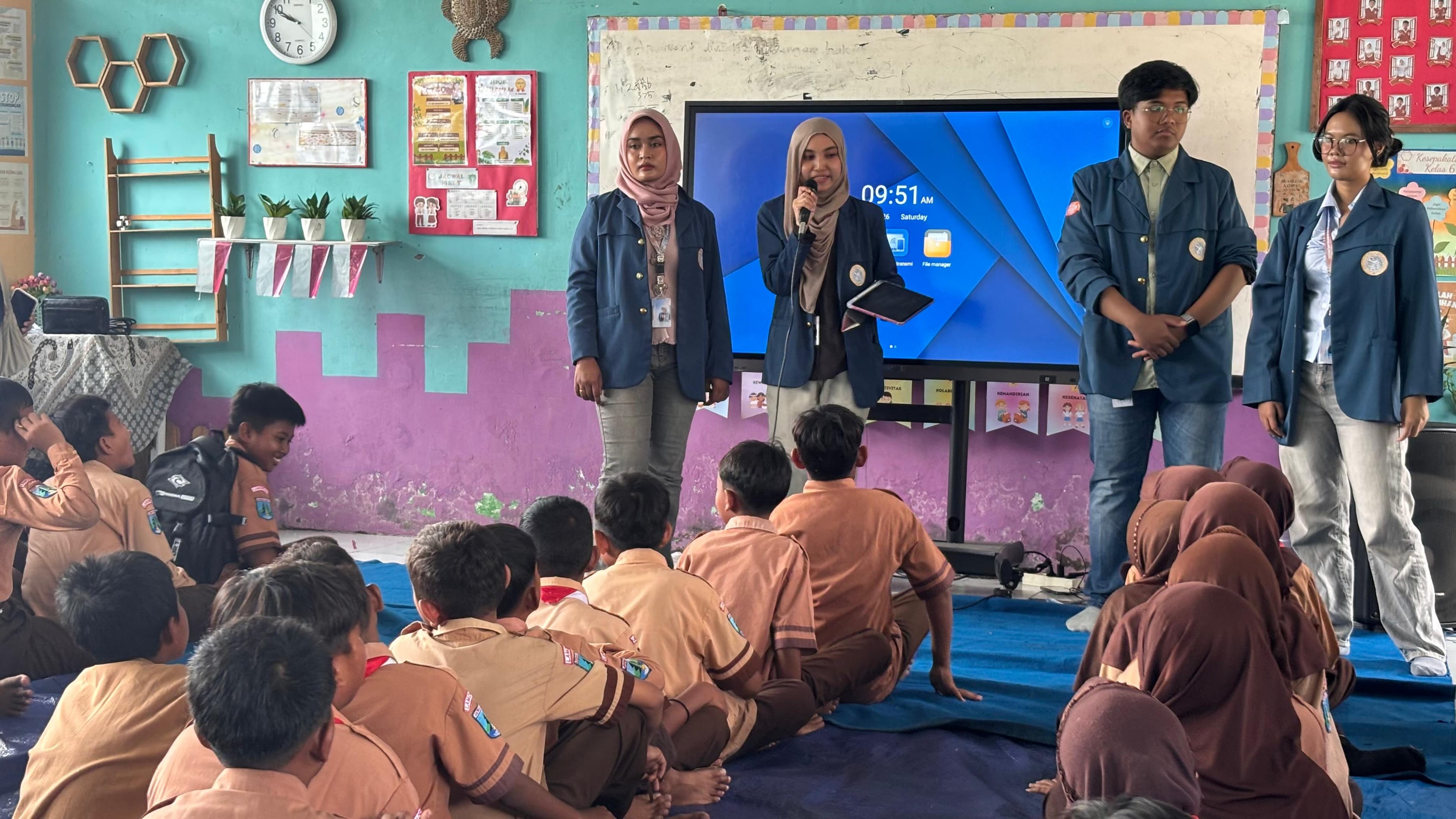 Sosialisasi Pendidikan Karakter: Anti Bullying
